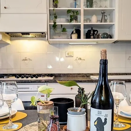 Apartmán Palms - Grazioso E Ricercato Trilocale Con Veranda A 300m Dal Mare *