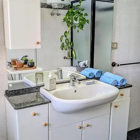 Apartmán Palms - Grazioso E Ricercato Trilocale Con Veranda A 300m Dal Mare